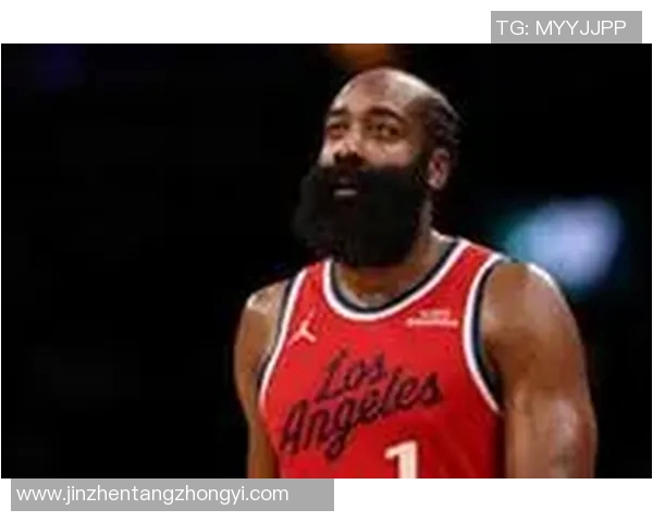 马克西示爱哈登：从他身上学到很多 亲眼见证过他极其刻苦训练