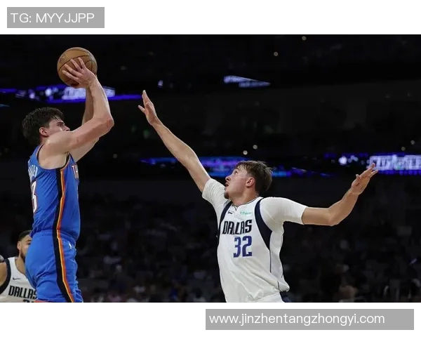 未来可期！弗拉格爆砍42分 追平独行侠队史新秀单场得分纪录